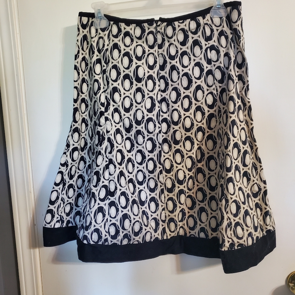 black and tan skirt size 10